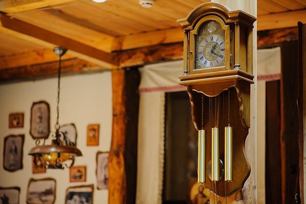 Cuckoo clock repair example